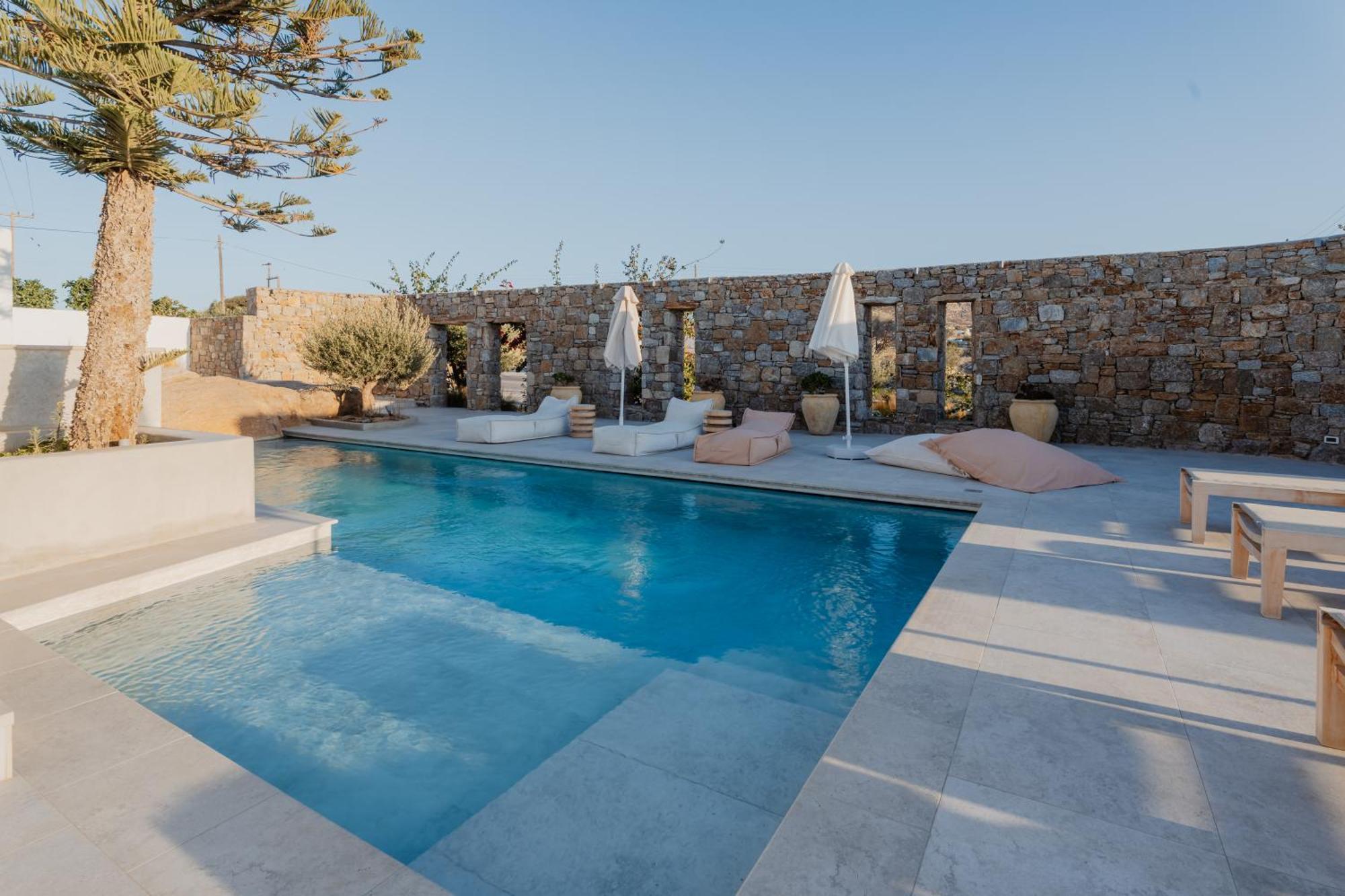 Oliving Mykonos Luxury Suites Klouvas Esterno foto