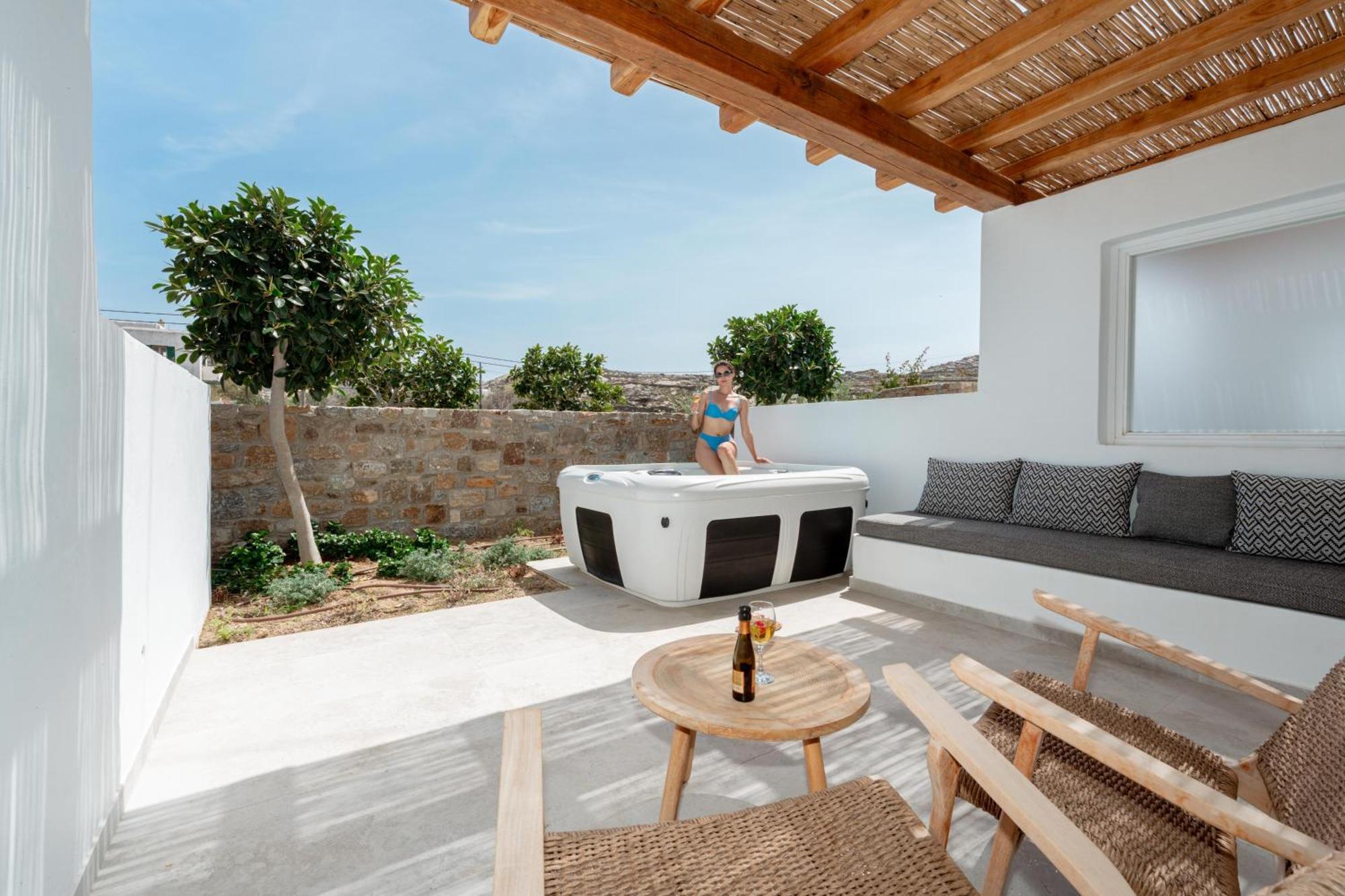 Oliving Mykonos Luxury Suites Klouvas Esterno foto